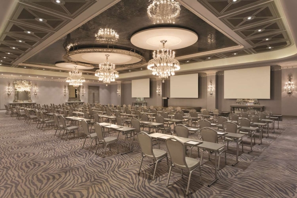 Wyndham Grand Istanbul Kalamis Marina Hotel